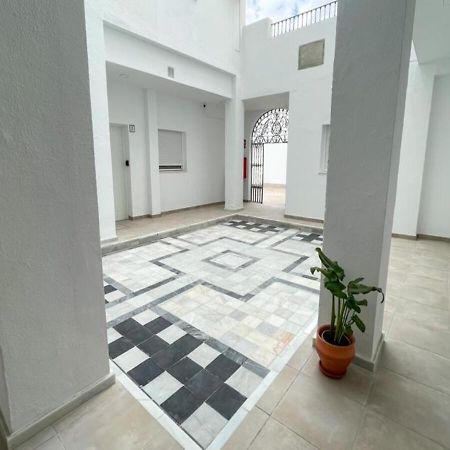 Apartamentos Cervantes 17 Севиля Екстериор снимка