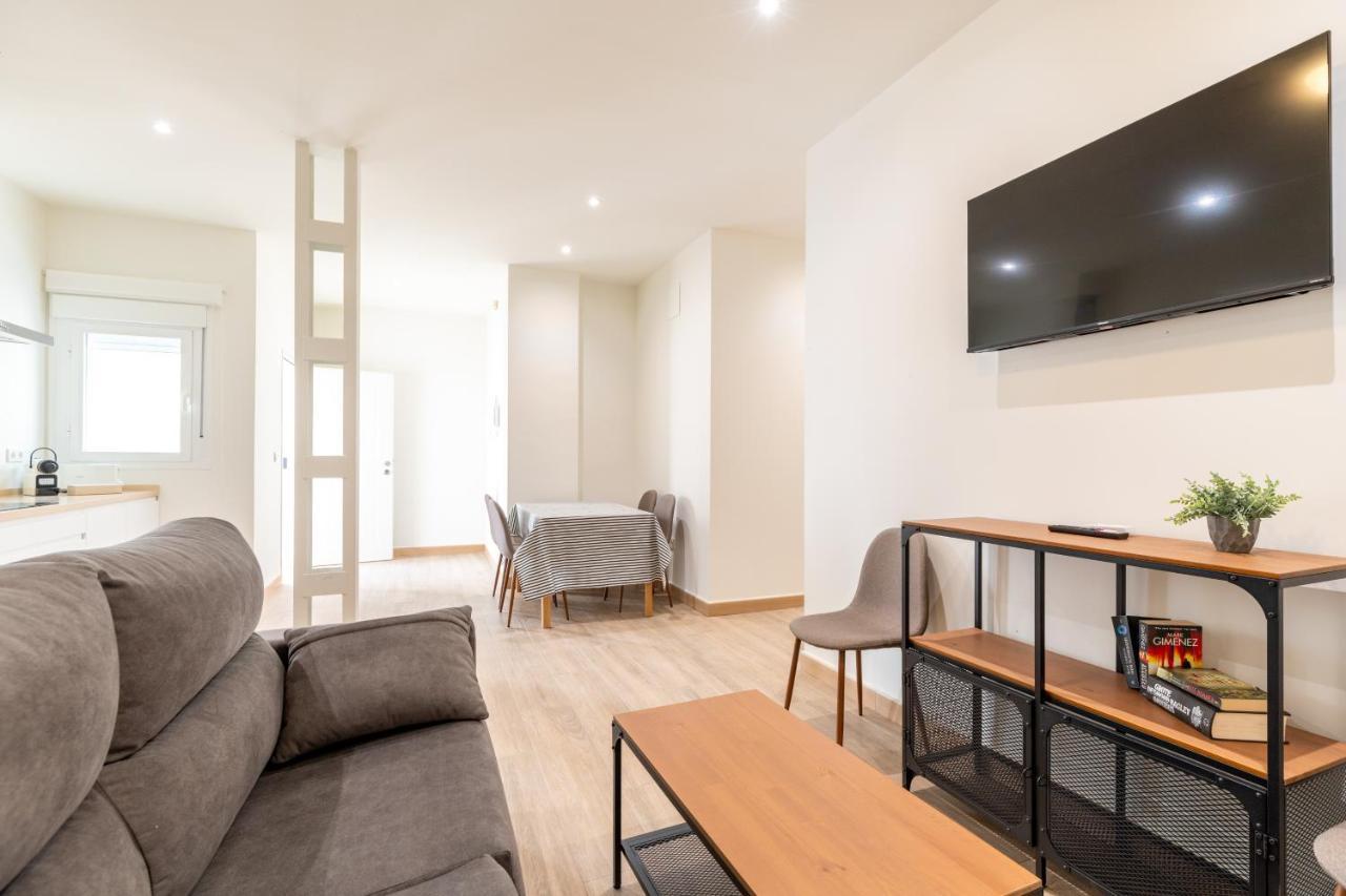 Apartamentos Cervantes 17 Севиля Екстериор снимка
